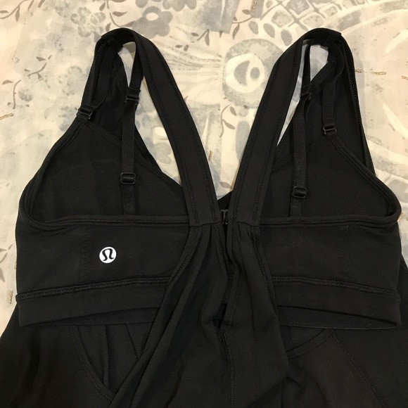 Lululemon Breathe and Flow Tank - Picture 6 of 6