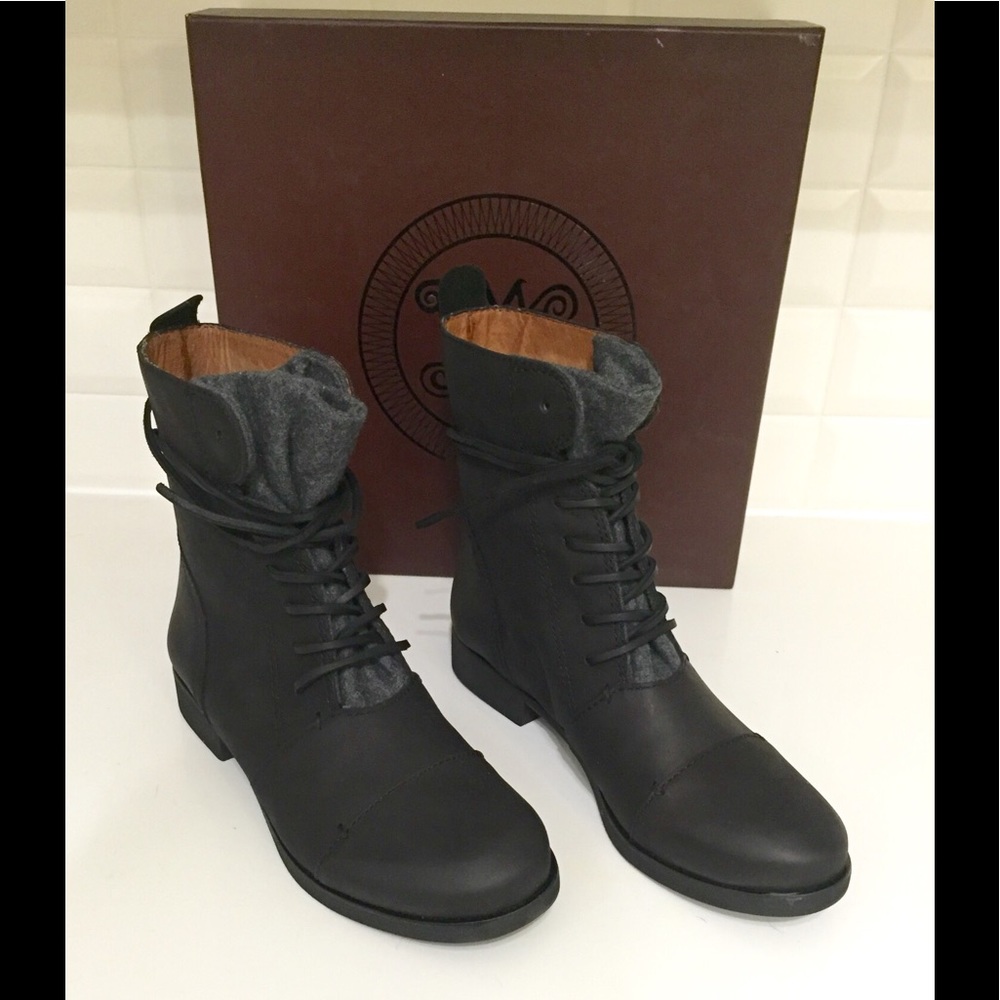 🆕 Modern Vintage - Lace Up Combat Boot - Picture 4 of 6
