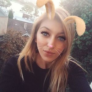 Meet your Posher, Lynou