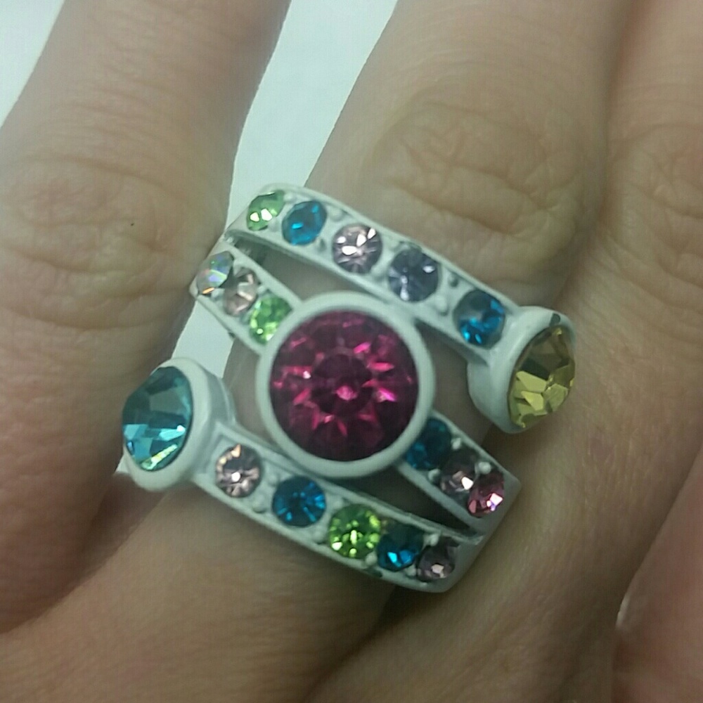White cocktail ring