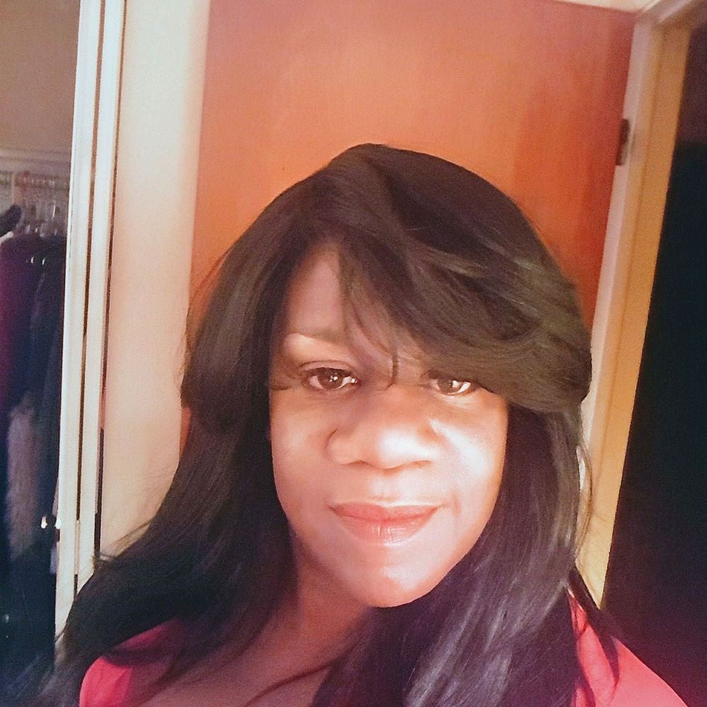 Meet your Posher, Cynthia adams