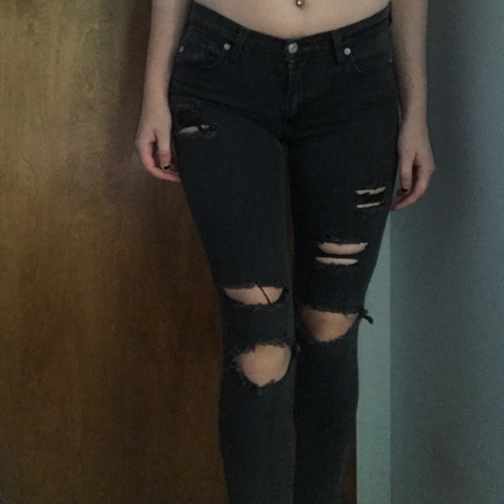 Destroyed Black Skinny Jeans