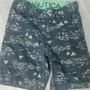 Nautica boys size 4 lightweight shorts
