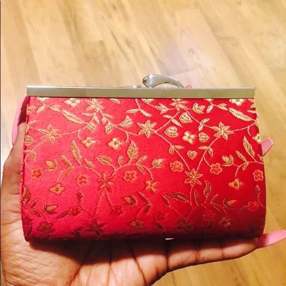 🔐Beautiful Red Silk Purse🔐 - Picture 4 of 5