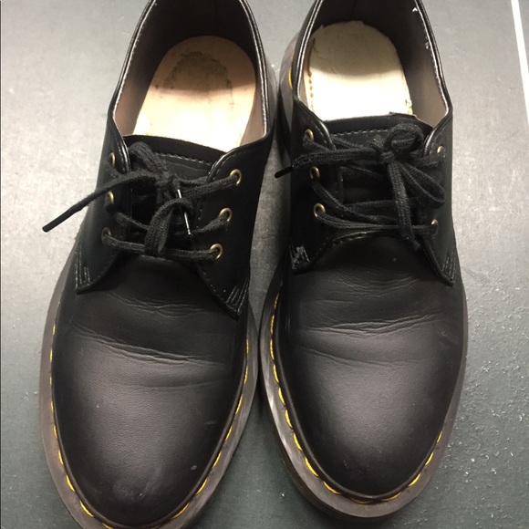 dr martens 1461 gibson