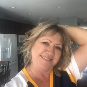 Meet your Posher, Donna