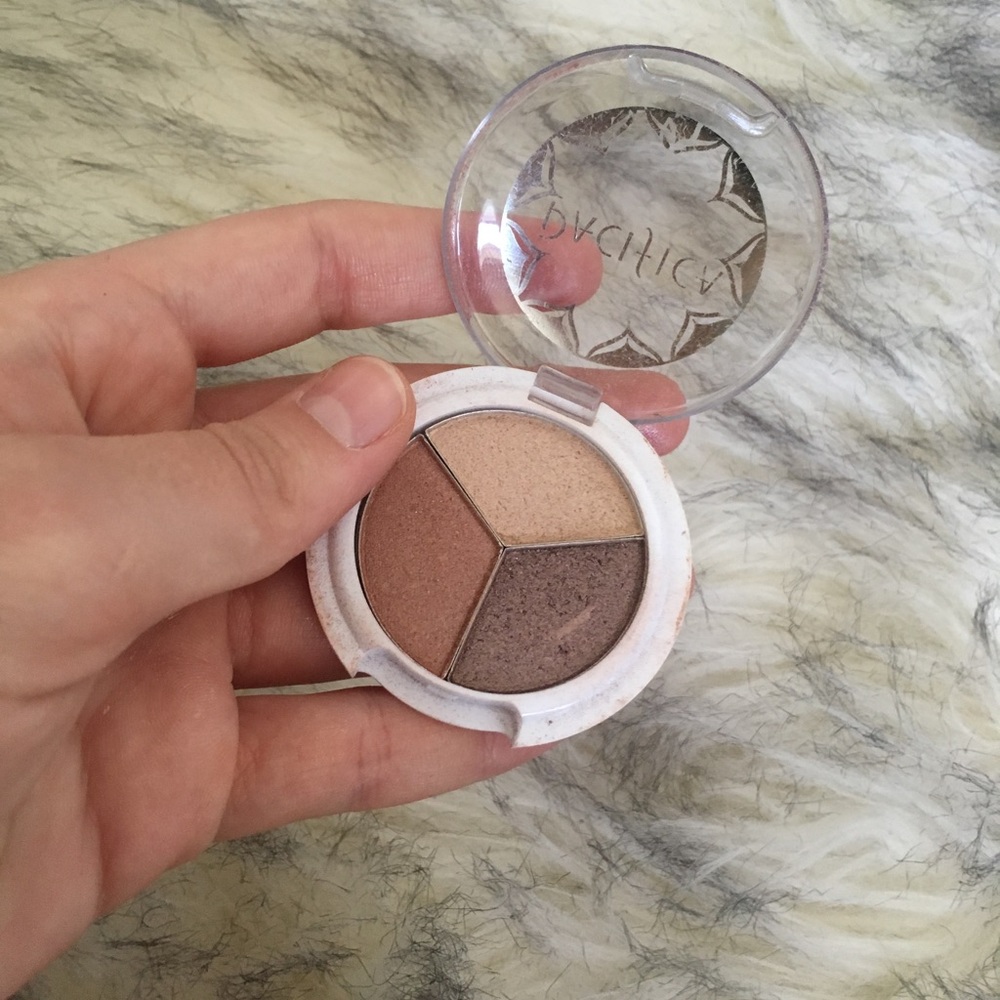 Eyeshadow