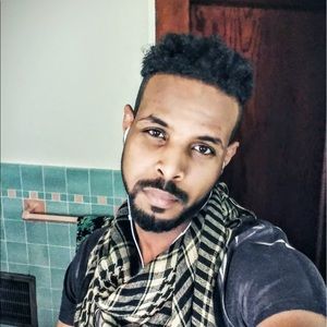 Meet your Posher, Mohamed