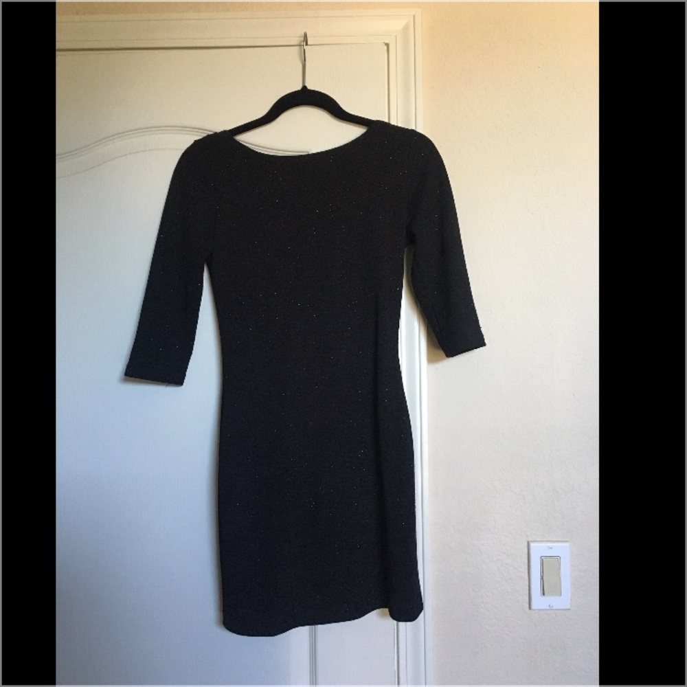 Dress - Picture 4 of 8