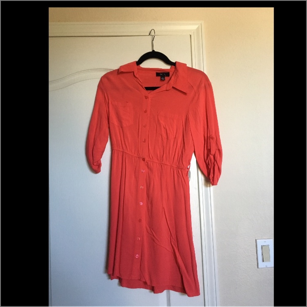 Dress - Picture 7 of 8