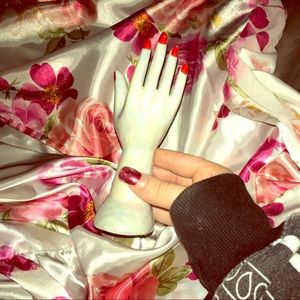 Glass hand for jewelry and decor