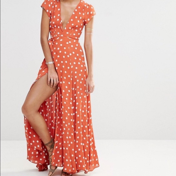 SOLD OUT EVERYWHERE!! TULAROSA In Roselle orange - Picture 2 of 5