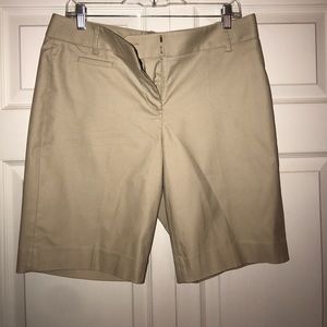 NWT - LOFT Marisa fit shorts