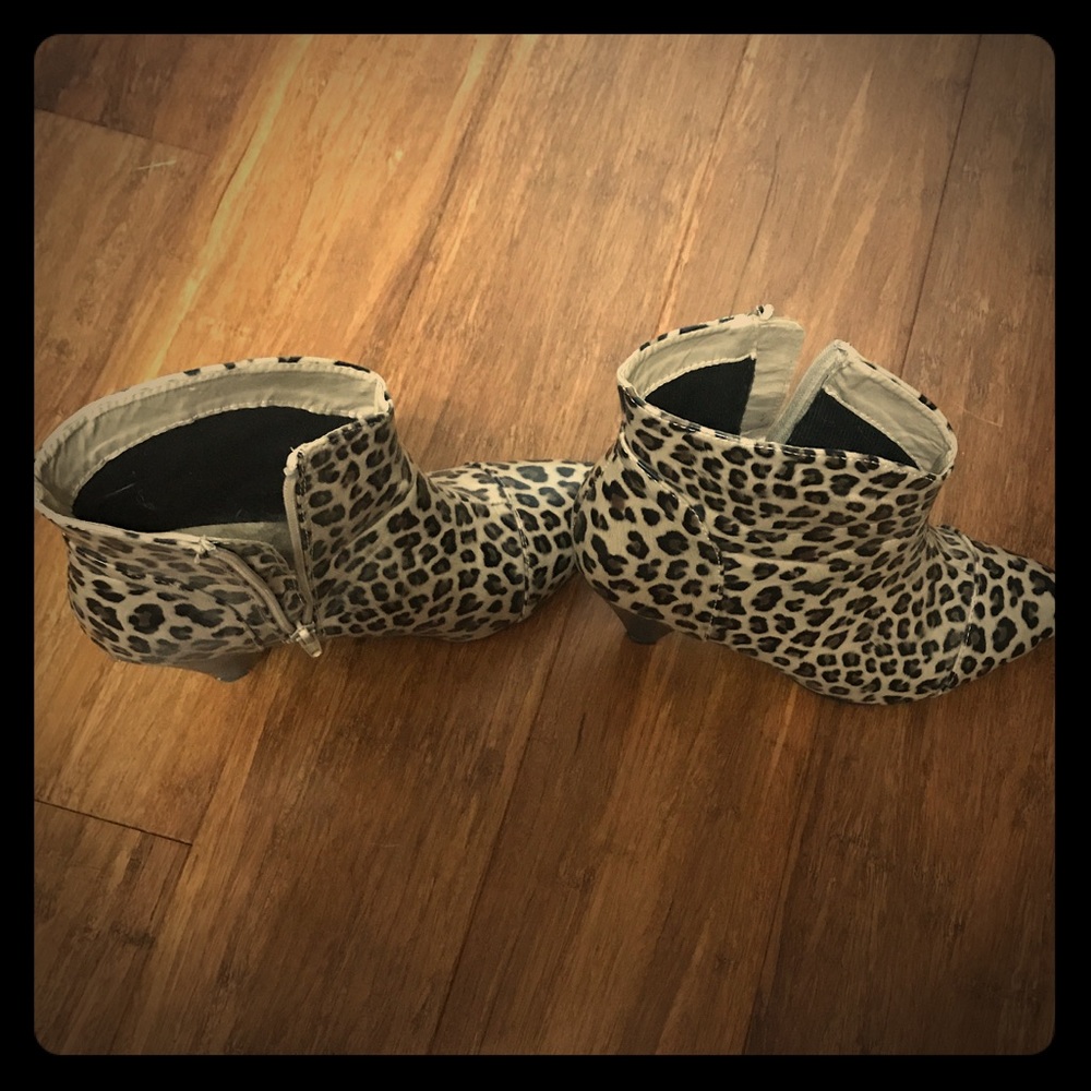 Rainboots, WORN ONCE!  Donna Salyers