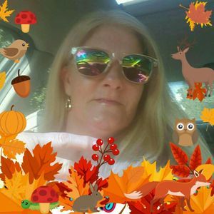 Meet your Posher, Denise