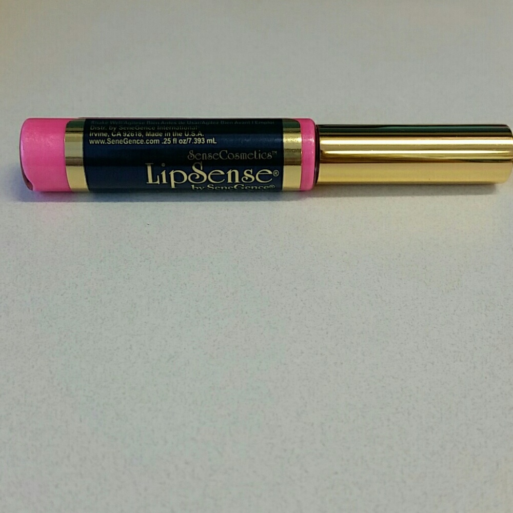 Pink ice lipsense (discontinued color)