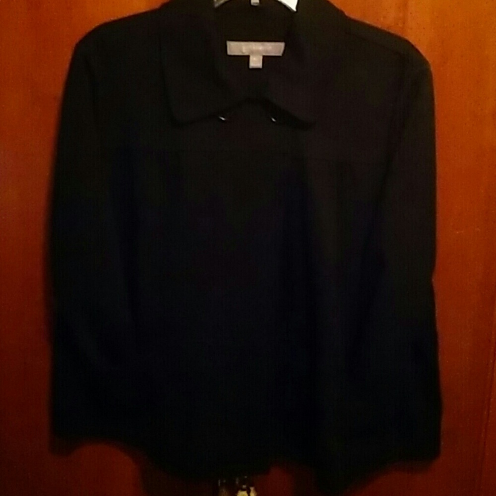 2Button at top only jacket with 2front pockets