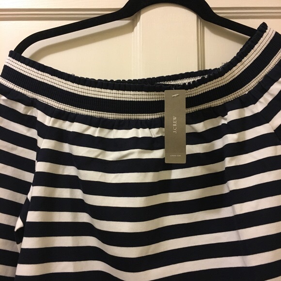 J Crew long-sleeve off-the-shoulder top NWT - Picture 3 of 5