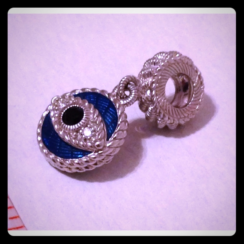 SOLD🐳🦀🐬🦖Judith Ripka evil eye 👁 charm