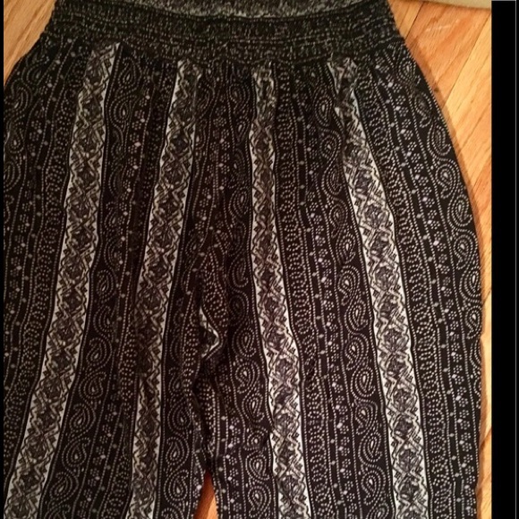 Cabi Villa Pant EUC - Picture 3 of 4