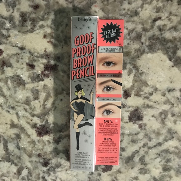 BENEFIT- Good Proof Brow Pencil. Shade 4 - Picture 1 of 3
