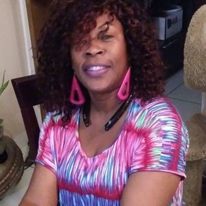 Meet your Posher, Deborah