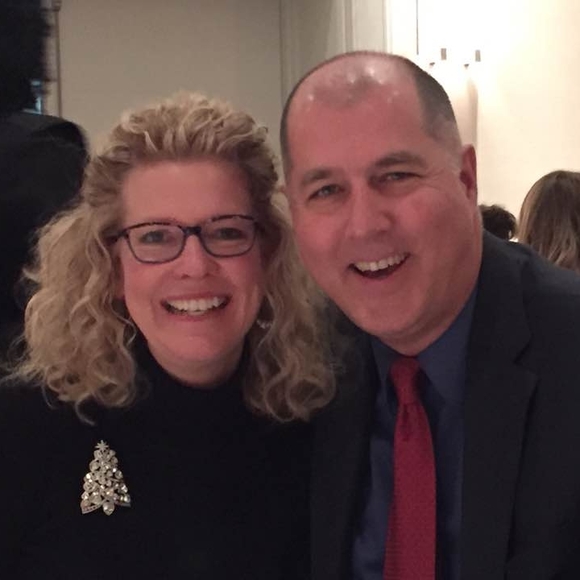 Meet your Posher, Lisa - Picture 1 of 1