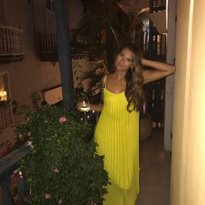 Meet your Posher, Alejandra