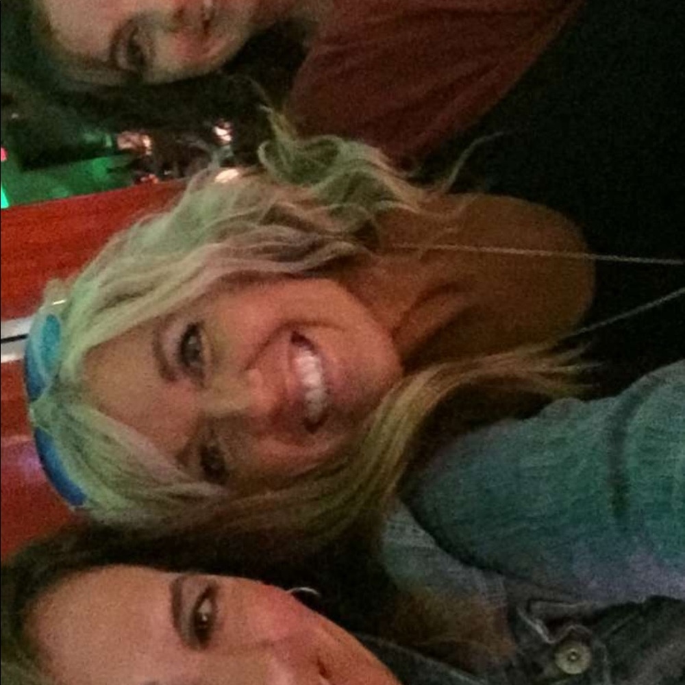 Meet your Posher, Stefani