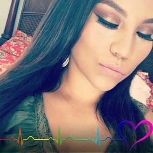 Meet your Posher, Perla