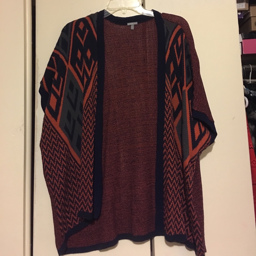 Short sleeve cardigan
