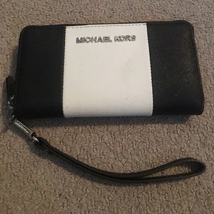 Michael Kors wallet