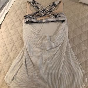 Lululemon yoga top