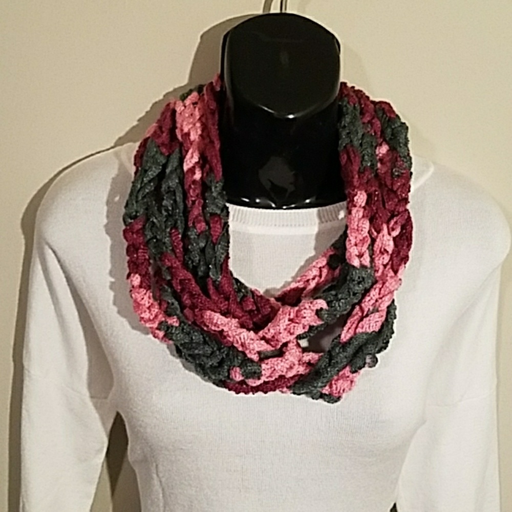 Crochet Chain Linked Scarf - Pink, Grey, Fuchsia