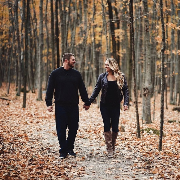 Welcome to my closet! - Picture 3 of 6