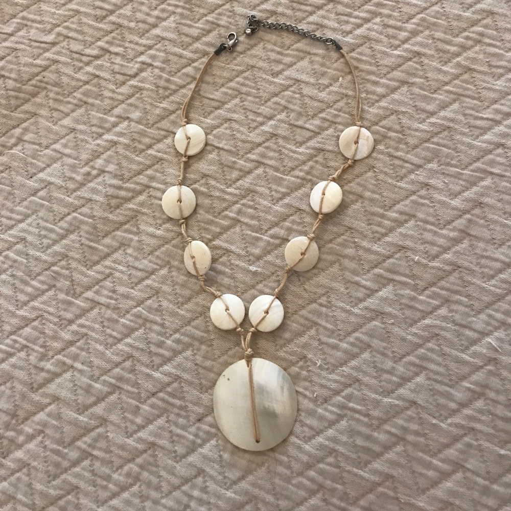 🚫SOLD🚫Shell necklace