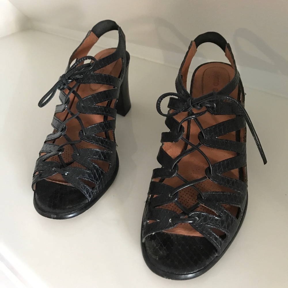 Corso Como Dutch leather embossed sandals - Picture 2 of 8