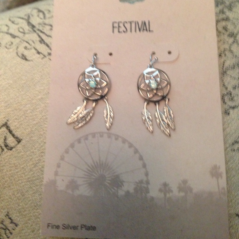 NWT Festival silver dream catcher earrings