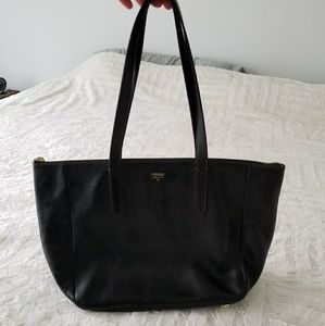 Fossil Tote. Black leather