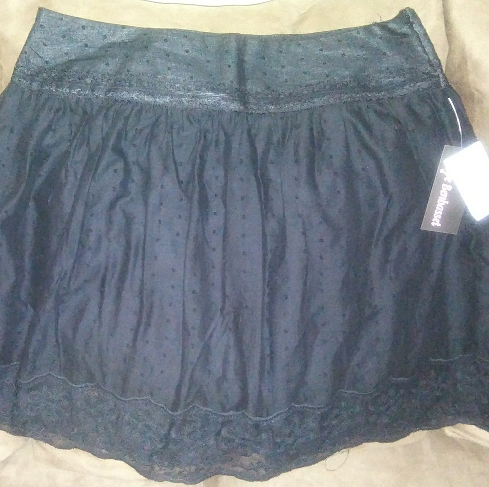 NWT size 11 black skirt