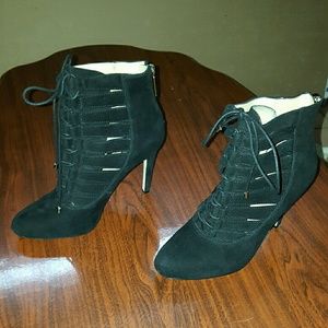 *Final Drop* BCBGeneration Belini Booties
