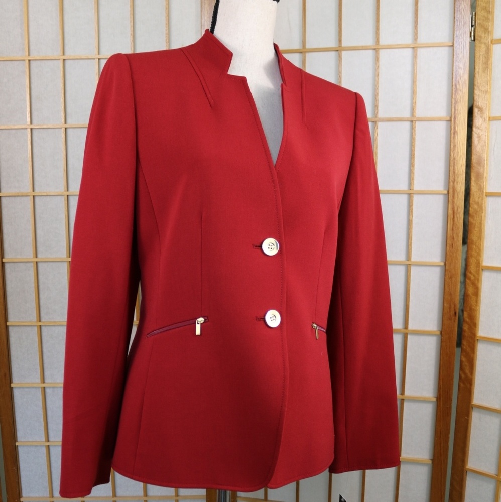 Boss Lady NWT 2 Piece Red Tahari   Pant Suit