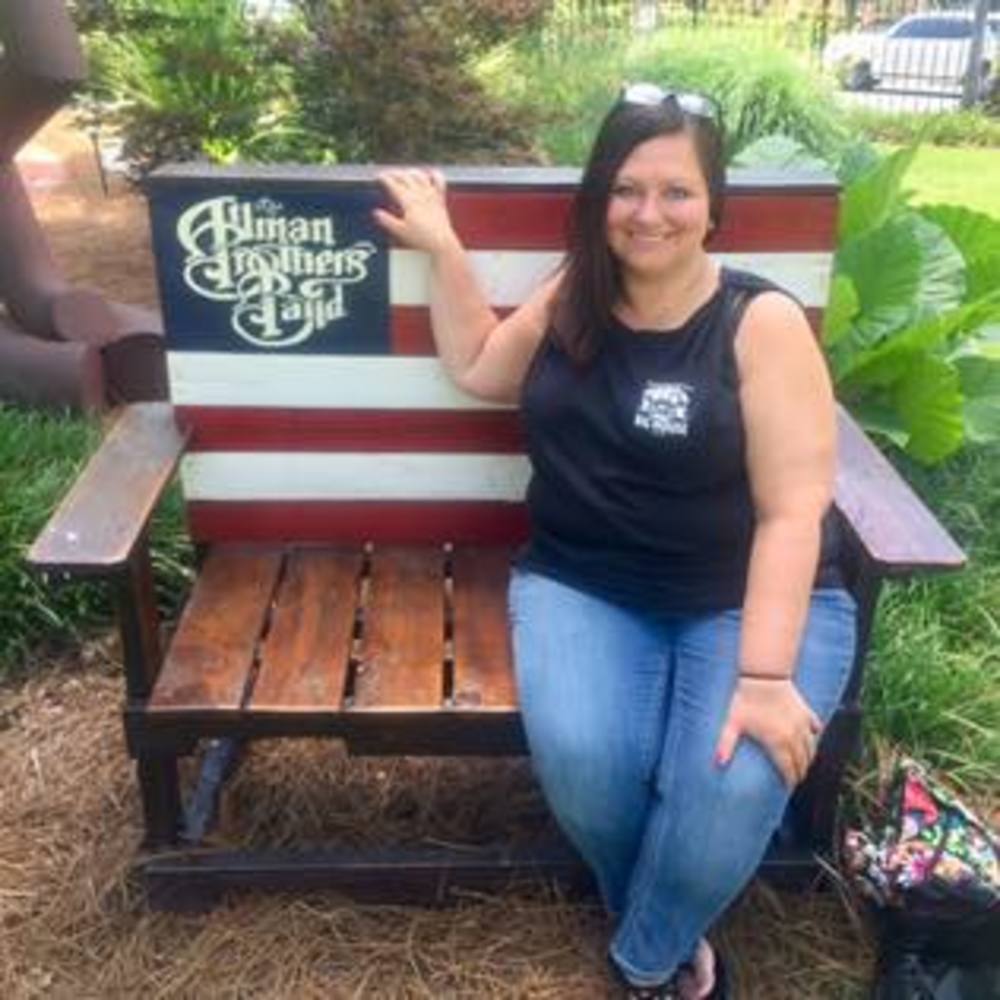 Meet your Posher, Renee