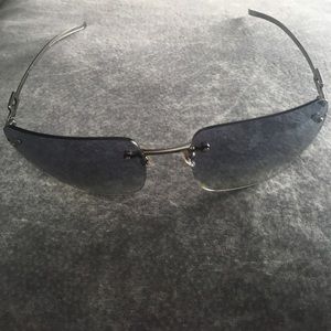 GUCCI SUNGLASSES WITH BLUE TINT IN FAIR CONDITION!