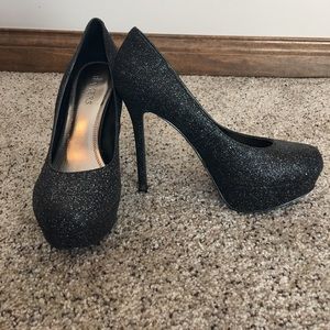 Glitter Pumps