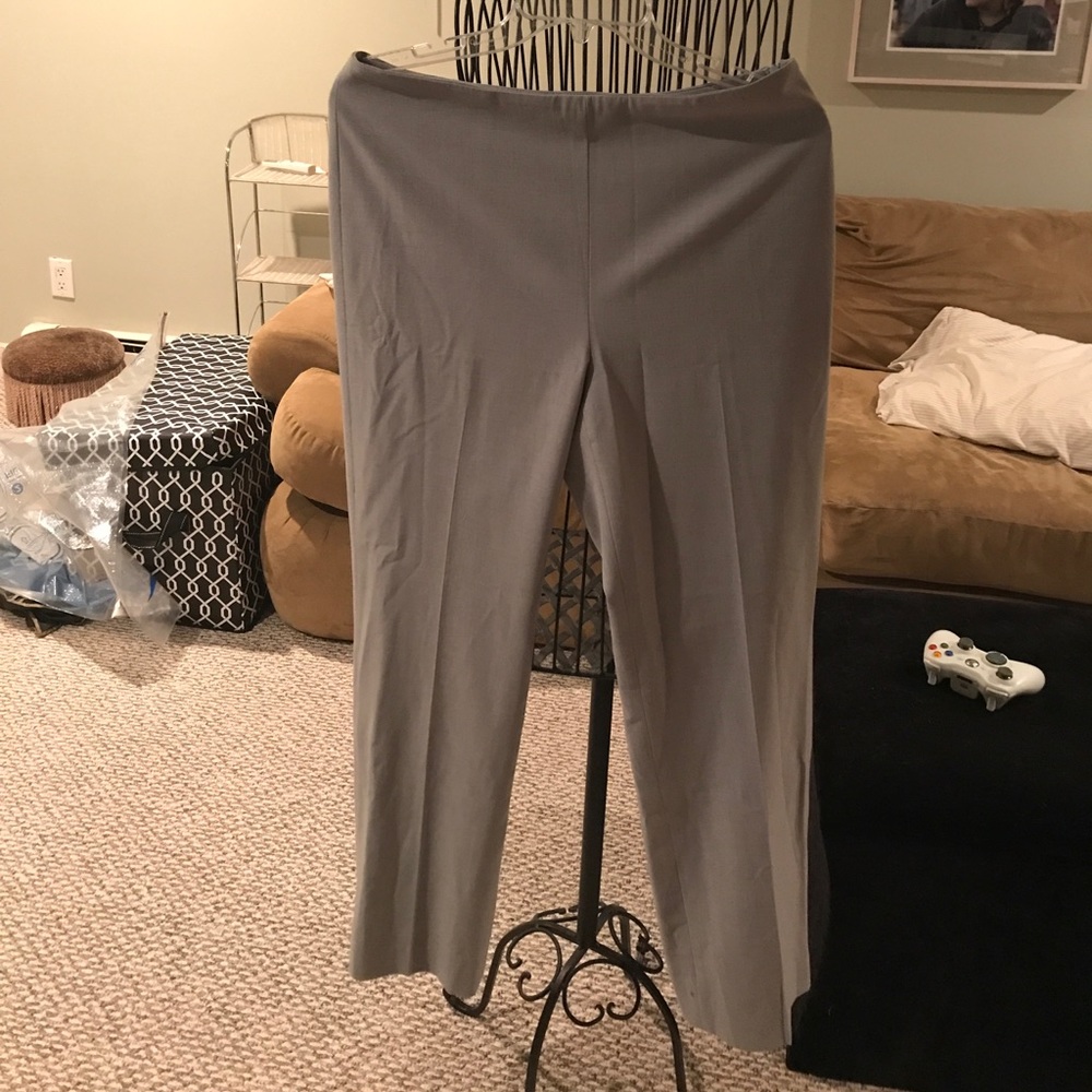 J. McLaughlin gray plants size 6 side zip