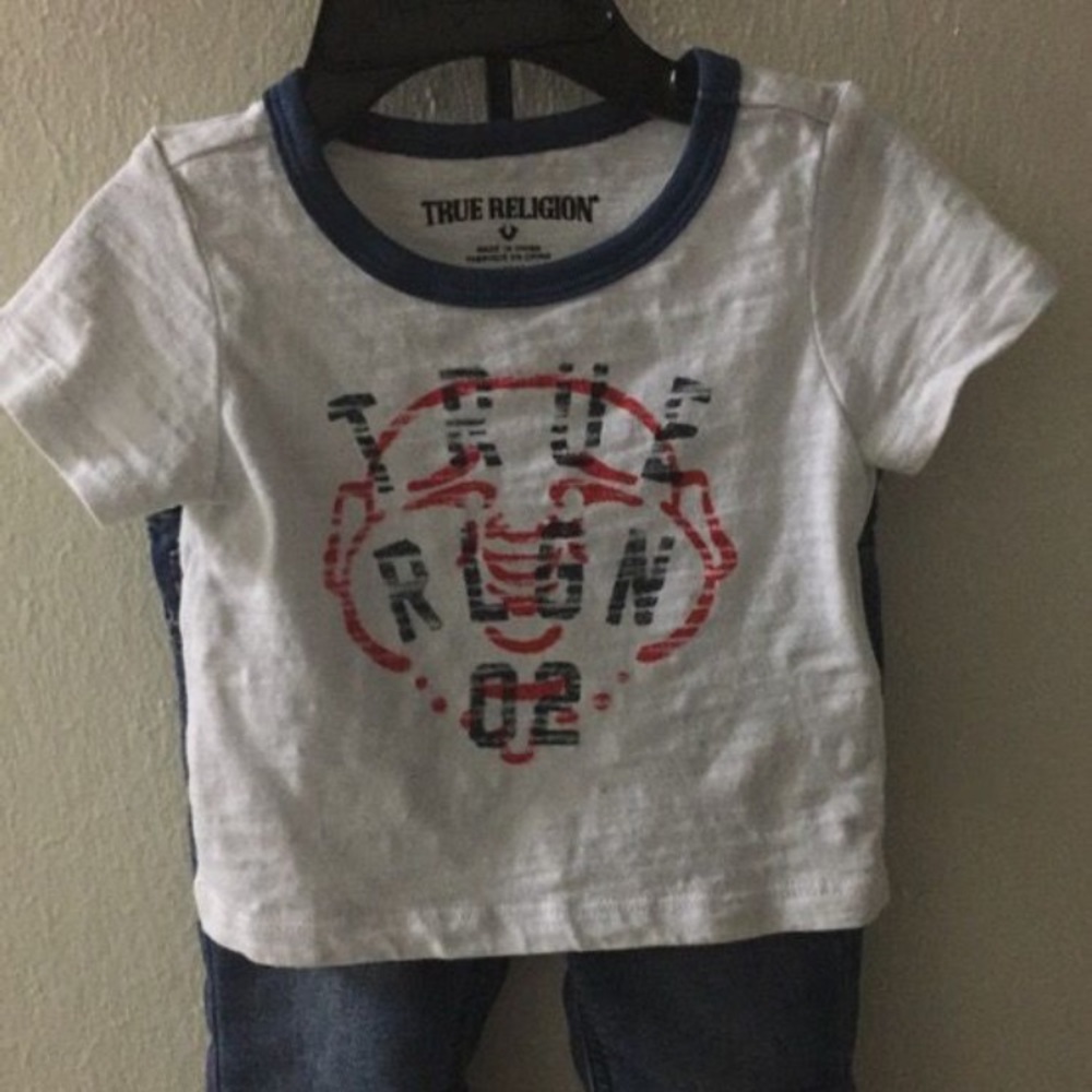 True religion 2pc baby outfit