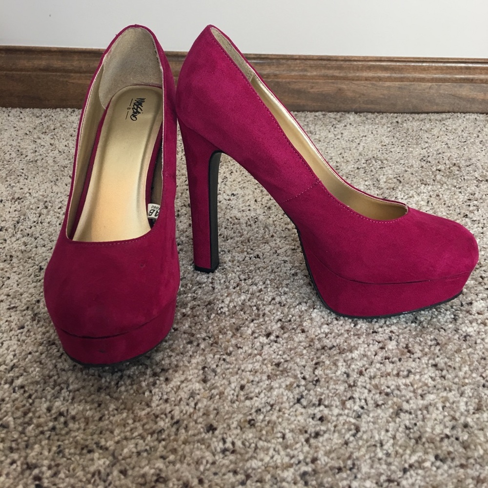 Pink Pumps