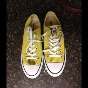 Yellow low top Converse