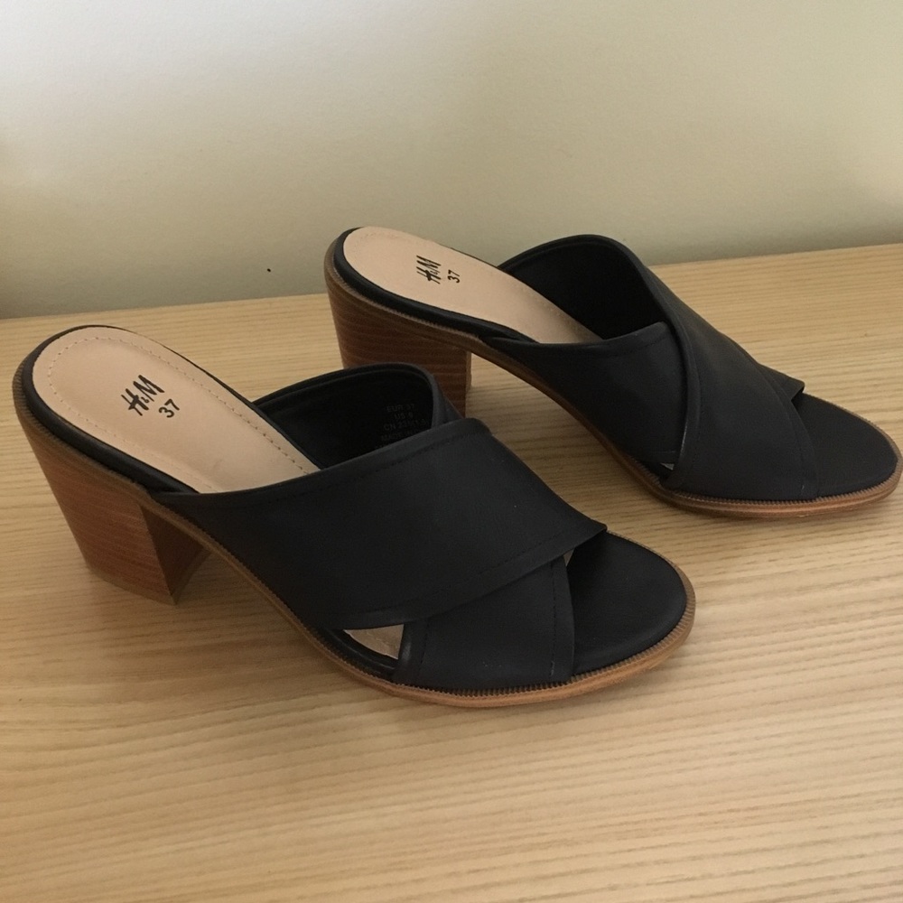 Black Leather Block Heel Sandals